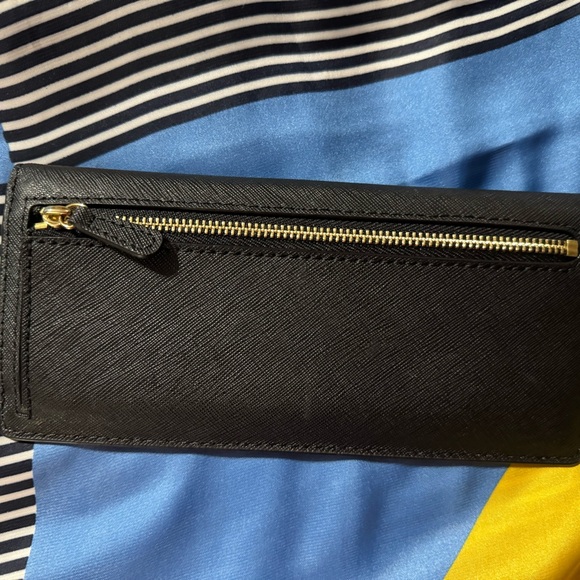 Michael Kors Black Wallet - Picture 3 of 3